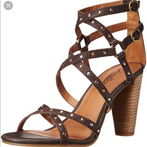 Java heels - Picture 1 of 6